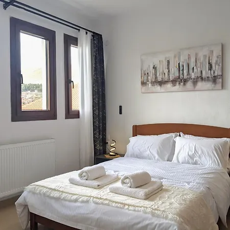 Elegant In With A View Apartament